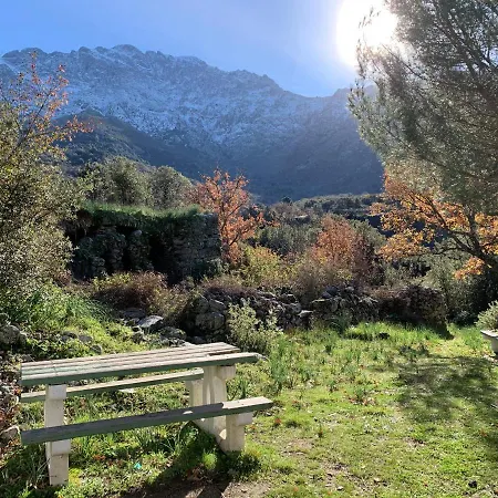 Casa Basgiu, Avec Balcon Et Table D'hotes 4*