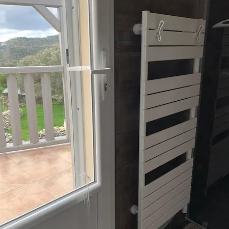 Casa Basgiu, Avec Balcon Bed & Breakfast