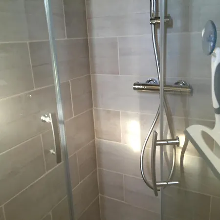 Casa Basgiu, Avec Balcon Zilia