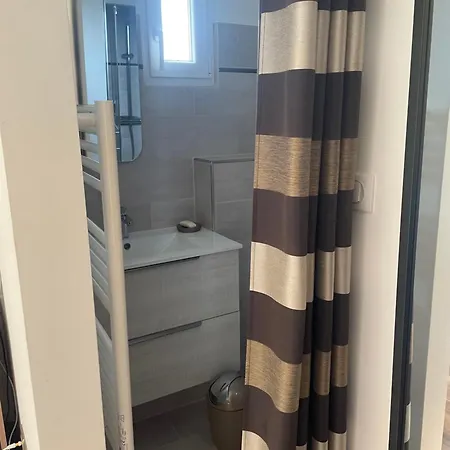 Casa Basgiu, Avec Balcon Zilia