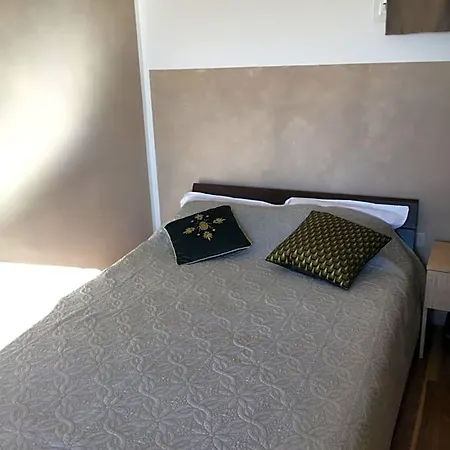 Casa Basgiu, Avec Balcon Bed & Breakfast