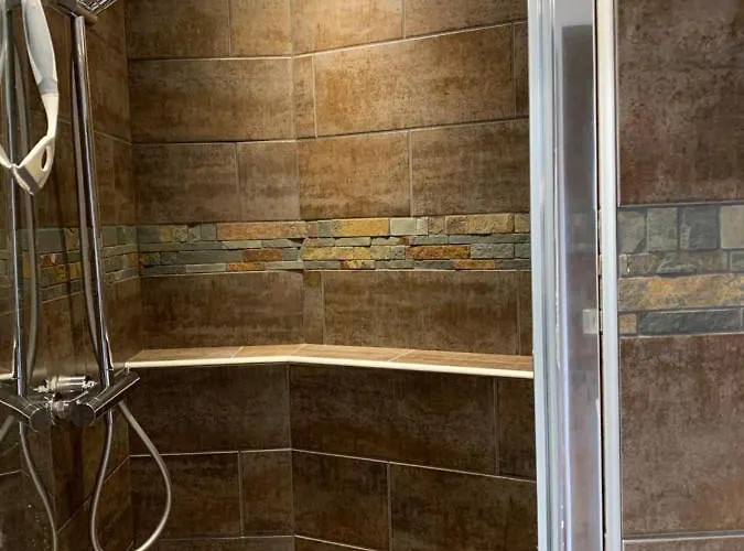 Casa Basgiu, Avec Balcon Couette-café