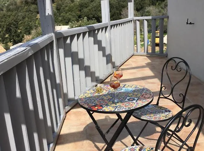 Couette-café Casa Basgiu, Avec Balcon