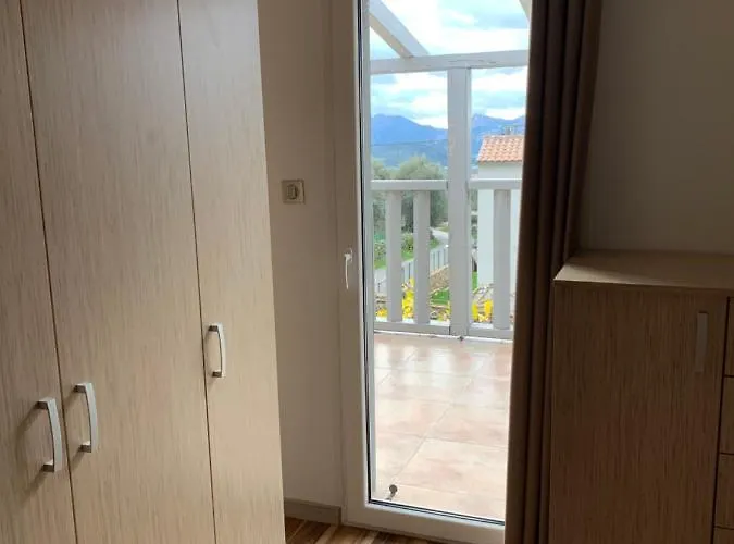 Casa Basgiu, Avec Balcon Nocleg ze śniadaniem