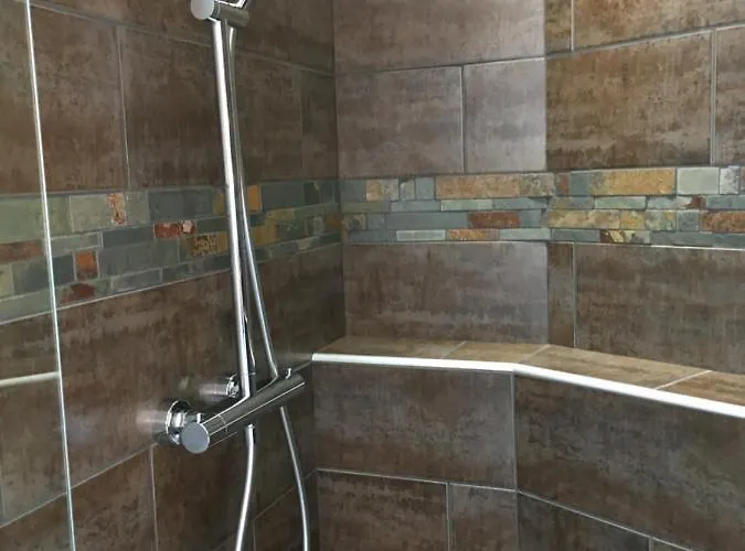 Casa Basgiu, Avec Balcon Nocleg ze śniadaniem