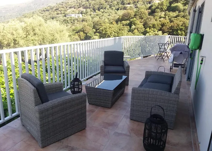 Casa Basgiu, Avec Balcon Nocleg ze śniadaniem Zilia