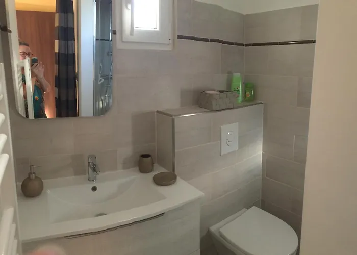 Couette-café Casa Basgiu, Avec Balcon Zilia