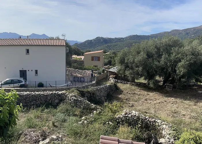 Couette-café Casa Basgiu, Avec Balcon Zilia